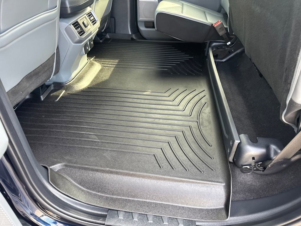 Used 2025 Ford F150 Lightning Flash AWD/4WD image 39
