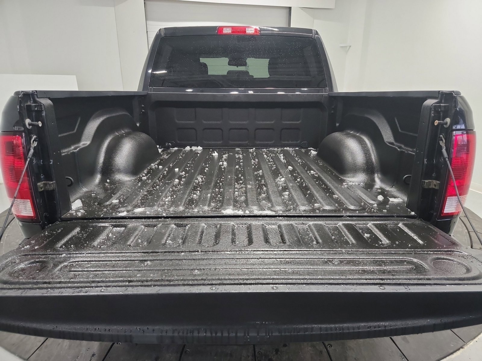 Used 2016 RAM 1500 Express w/ Black Ram 1500 Express Group image 25