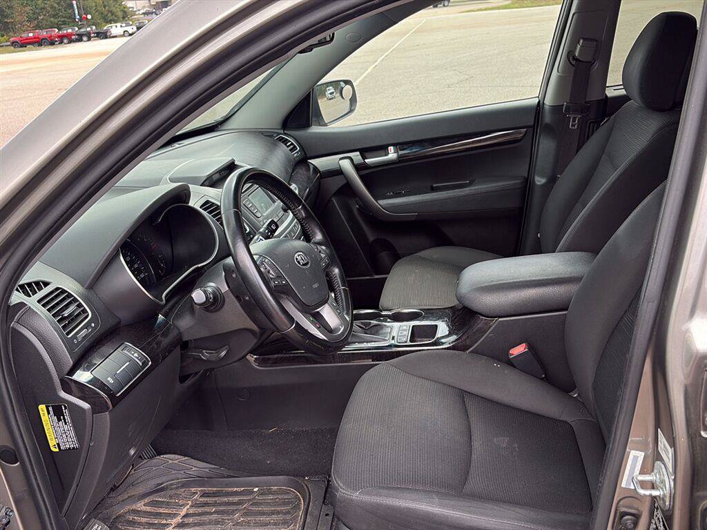 Used 2015 Kia Sorento LX FWD image 7