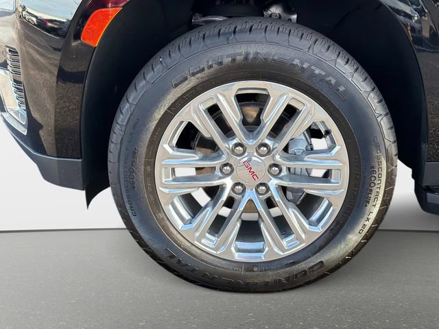 Used 2022 GMC Yukon XL SLT w/ SLT Premium Package image 10