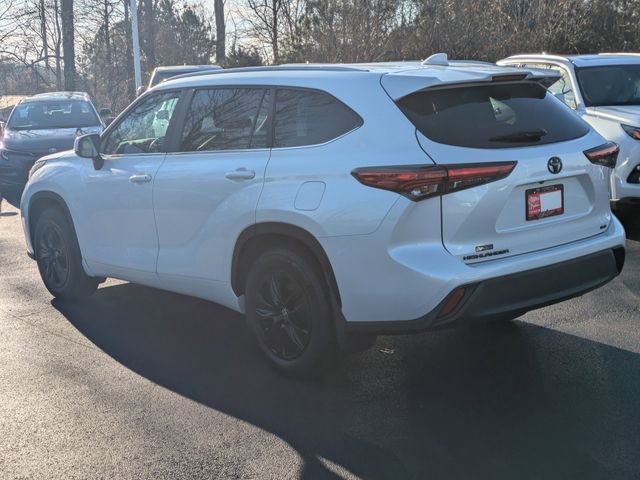 Used 2023 Toyota Highlander XLE image 6