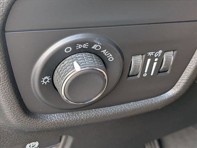 Used 2024 Jeep Grand Cherokee Altitude AWD/4WD image 15