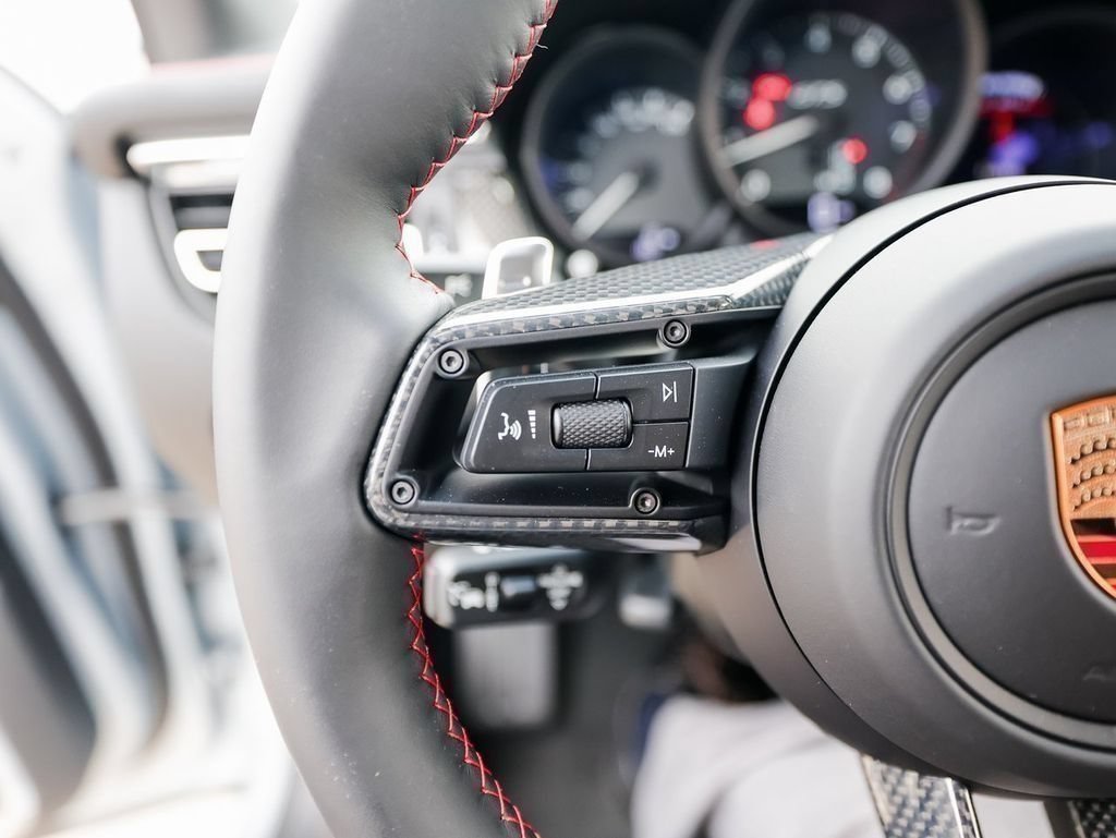 New 2026 Porsche Macan GTS AWD/4WD image 17