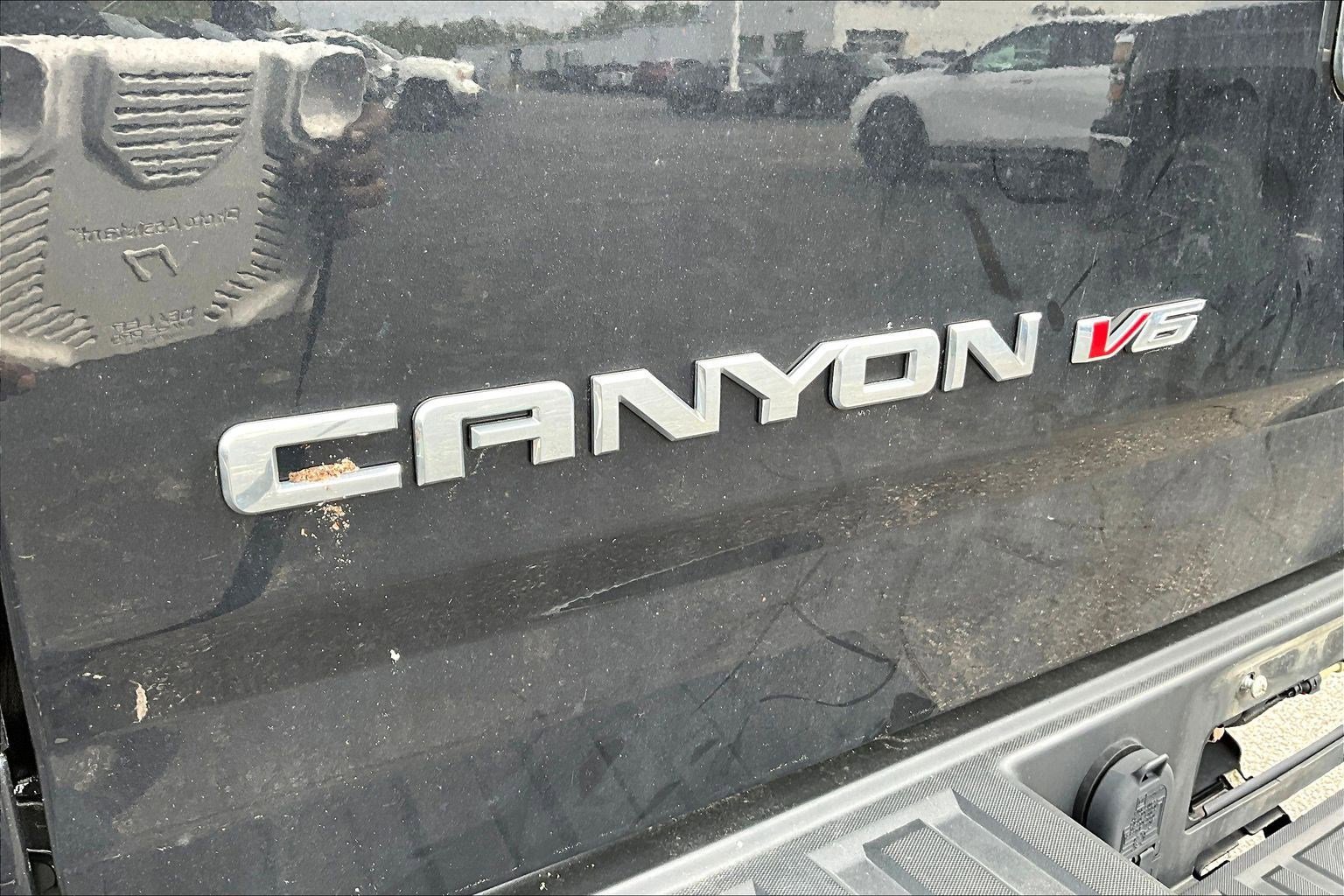 Used 2020 GMC Canyon SLE w/ Elevation Edition AWD/4WD image 25