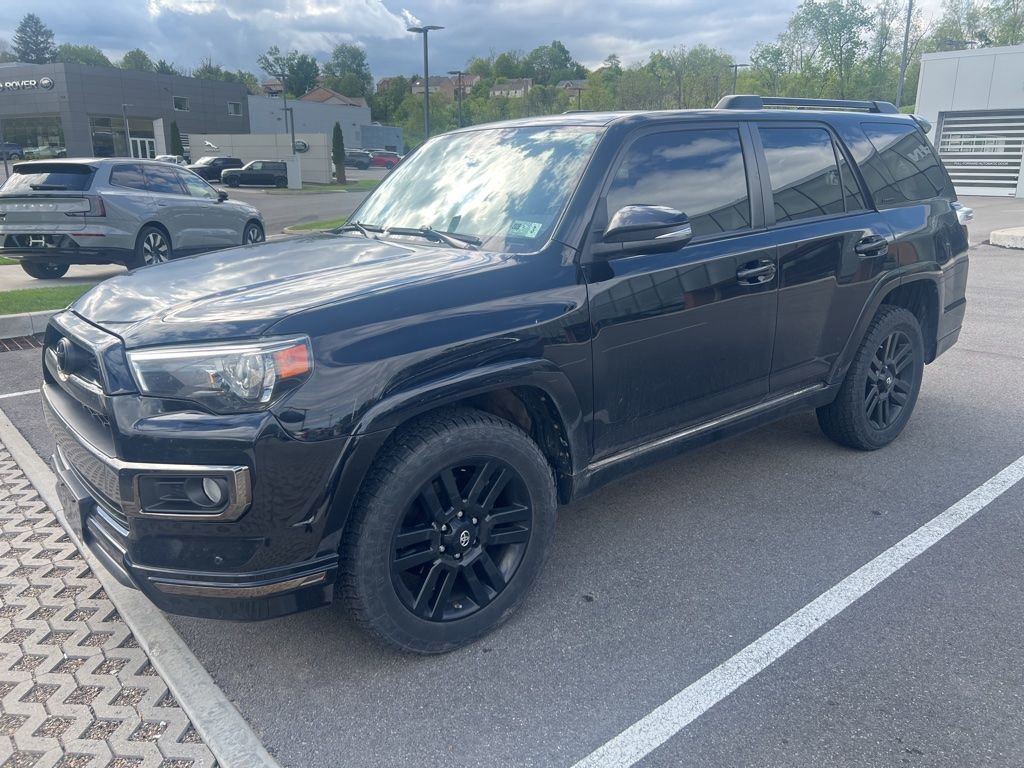 Used 2019 Toyota 4Runner Limited AWD/4WD image 4