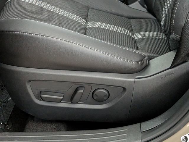 New 2026 MAZDA CX-50 Meridian Edition w/ Weather Package image 9