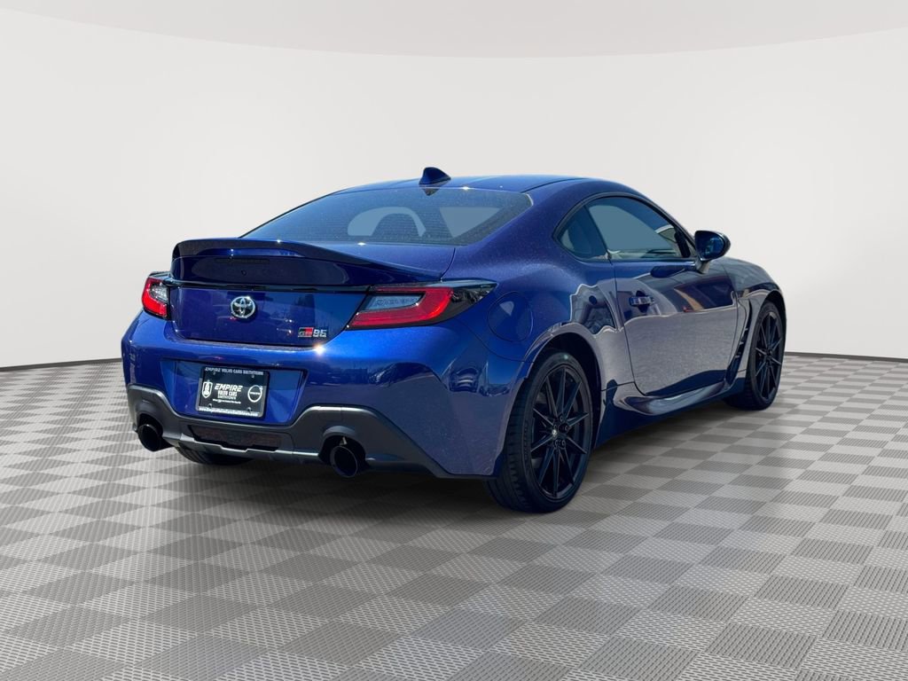 Used 2023 Toyota GR86 Premium w/ ALL Weather Mat Package (TMS) RWD image 4