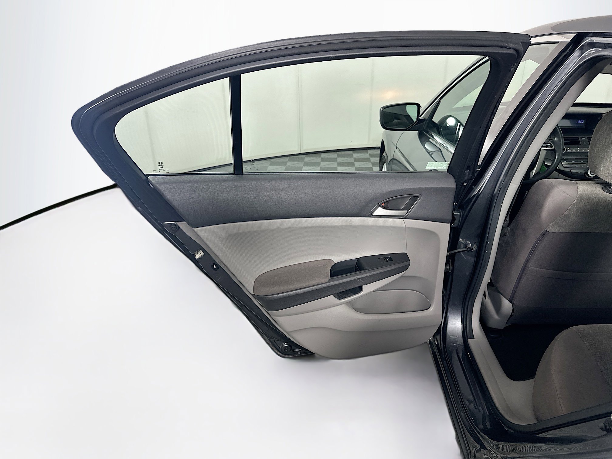 Used 2010 Honda Accord LX-P image 23