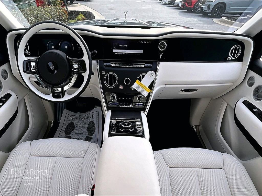 New 2026 Rolls-Royce Cullinan AWD/4WD image 5