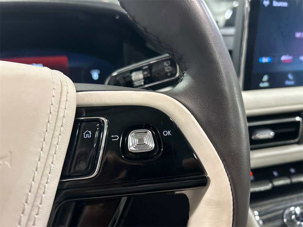 Certified 2024 Lincoln Aviator Black Label w/ Dynamic Handling Package image 13