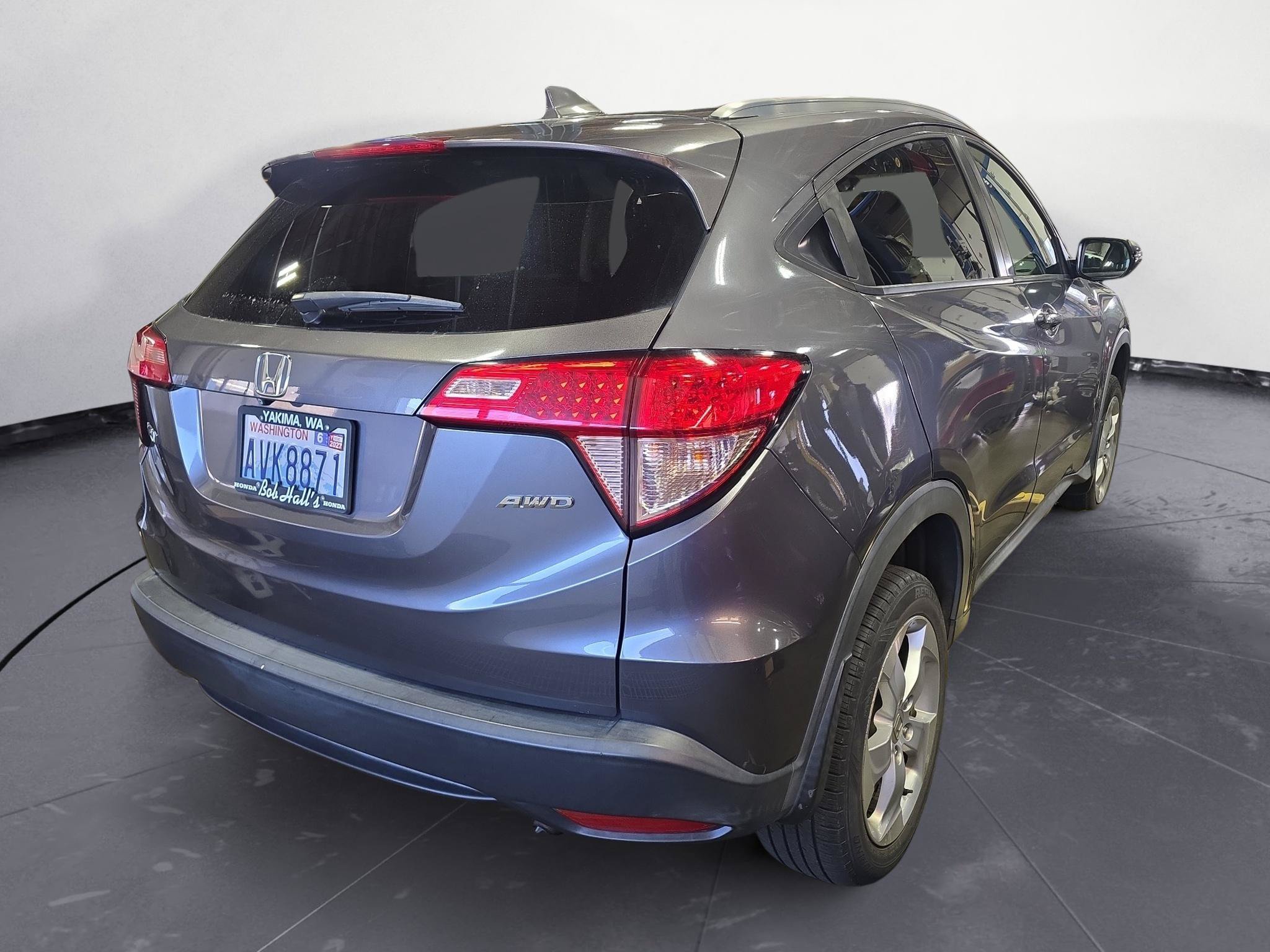 Used 2016 Honda HR-V EX-L image 3