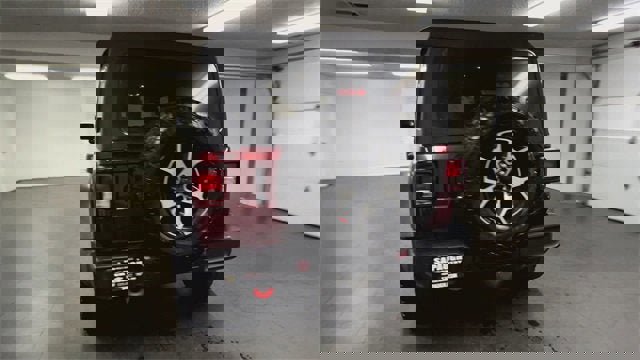 Used 2022 Jeep Wrangler Unlimited Rubicon w/ Cold Weather Group image 7