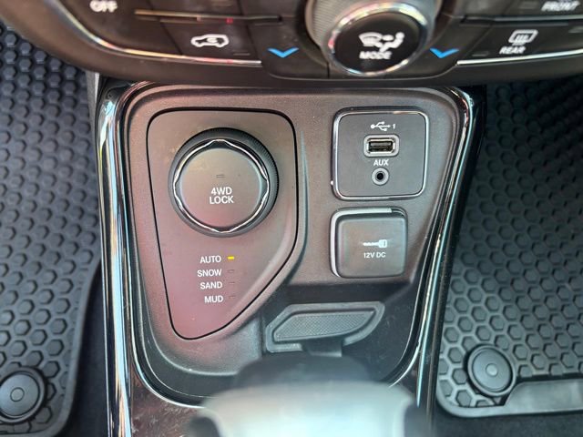 Used 2019 Jeep Compass Latitude AWD/4WD image 31