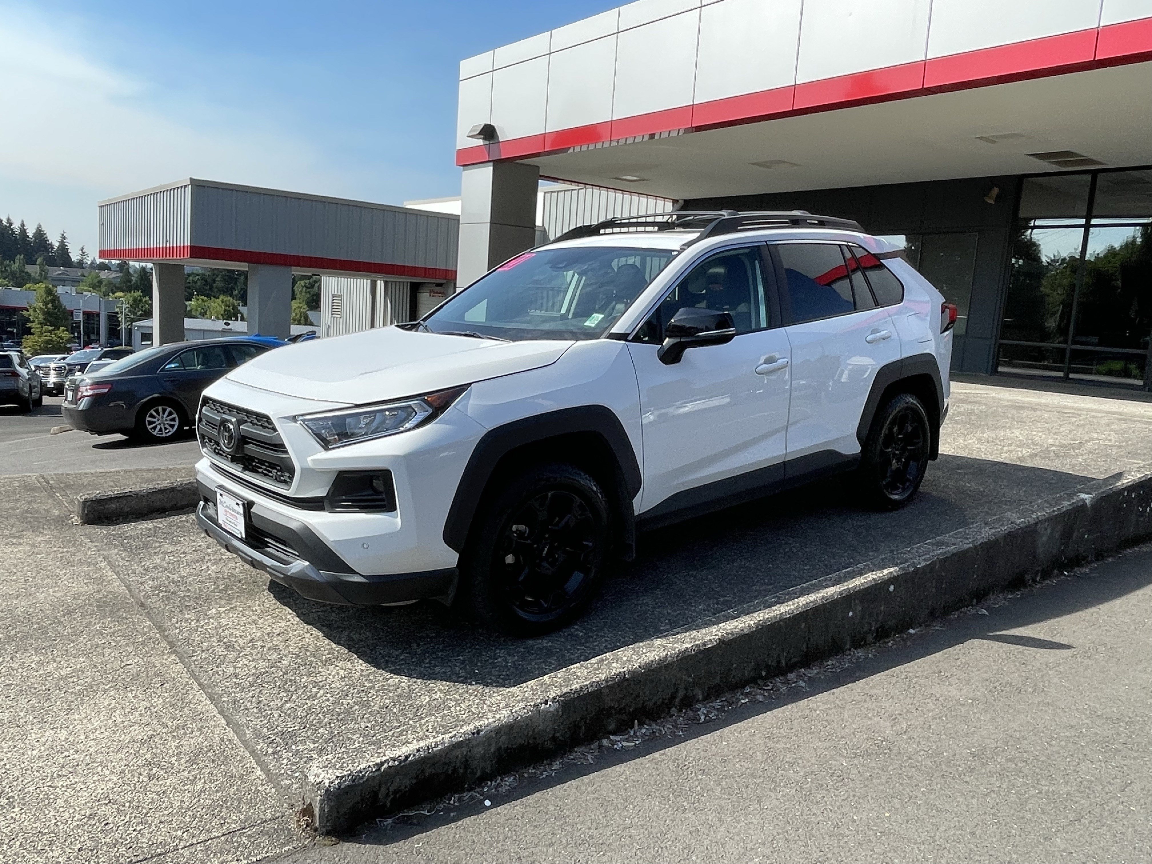 Certified 2021 Toyota RAV4 TRD Off-Road AWD/4WD image 4
