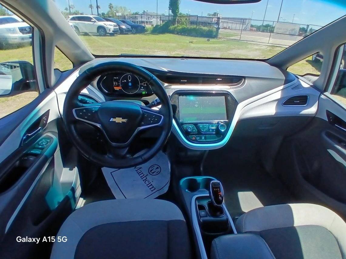 Used 2017 Chevrolet Bolt LT FWD image 25
