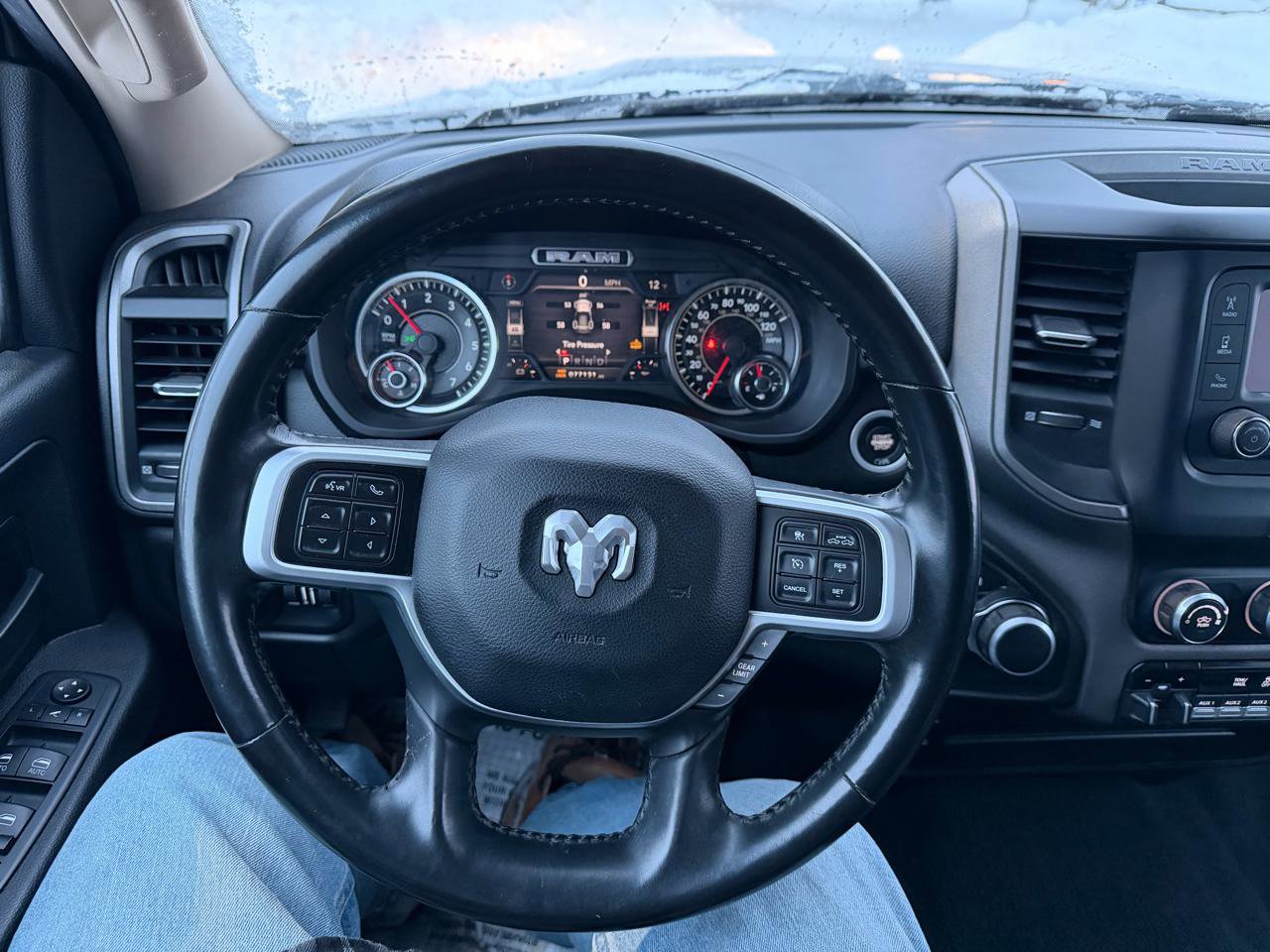 Used 2020 RAM 2500 Tradesman w/ Safety Group image 10