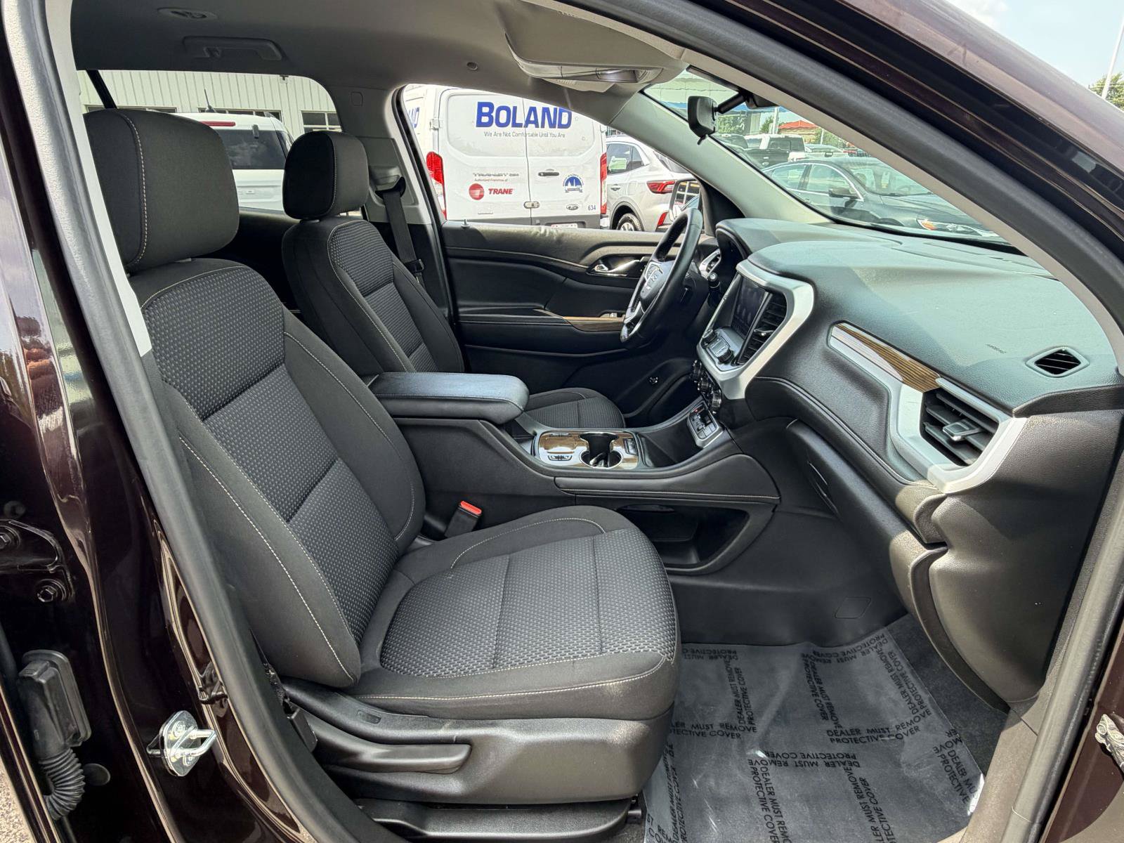 Used 2020 GMC Acadia SLE w/ Driver Convenience Package FWD image 27