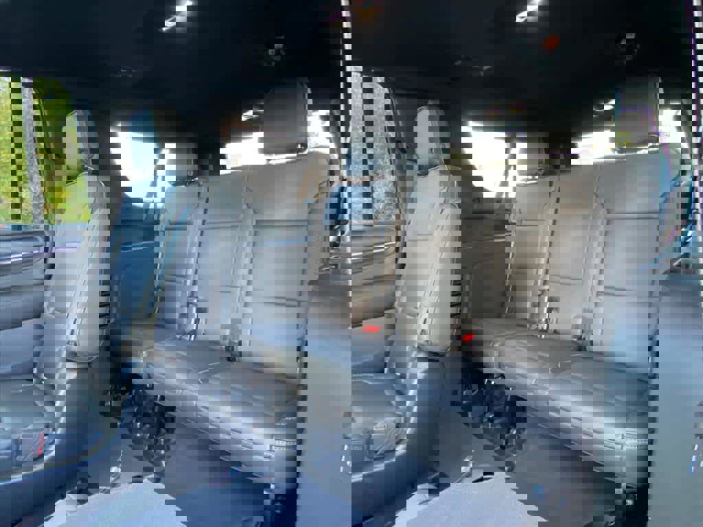 Used 2021 GMC Yukon XL Denali w/ LPO, Illumination Package image 27