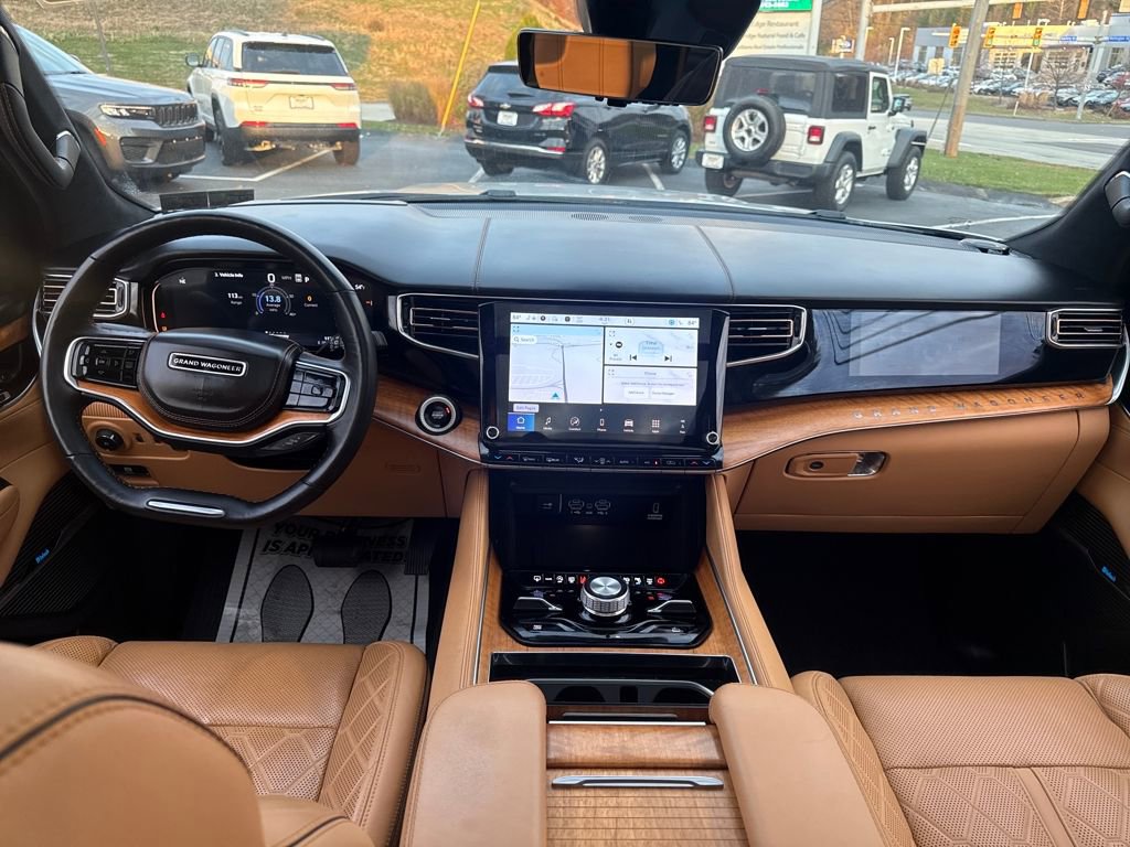 Used 2024 Jeep Grand Wagoneer Series III w/ Flexible Seating Group image 14