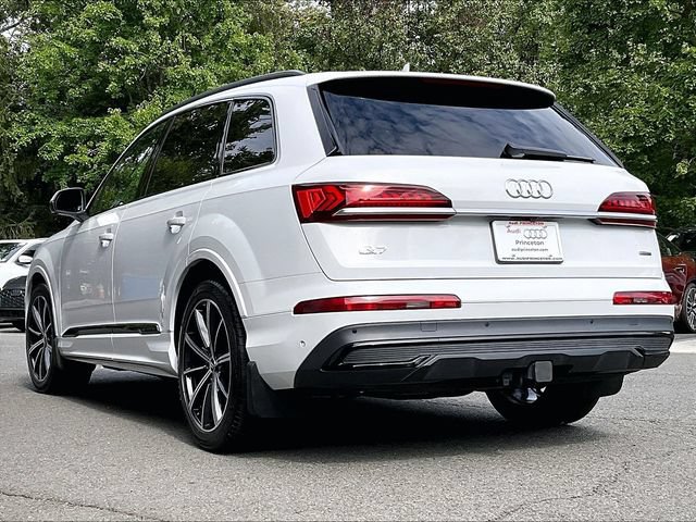 Used 2020 Audi Q7 3.0T Prestige AWD/4WD image 3