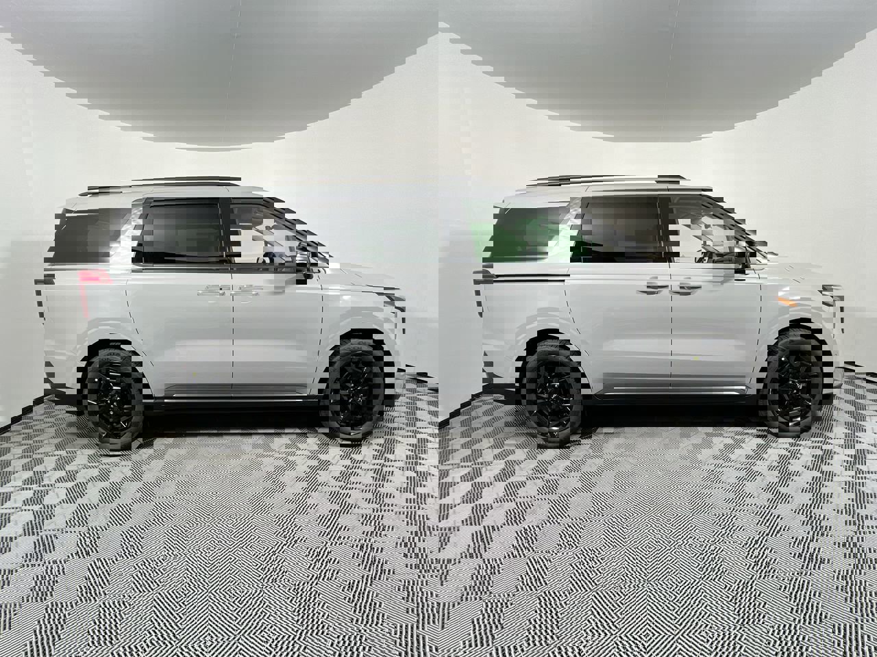 New 2026 Kia Carnival SX Prestige image 2