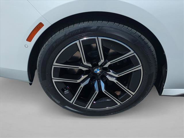 Used 2024 BMW 740i RWD image 26