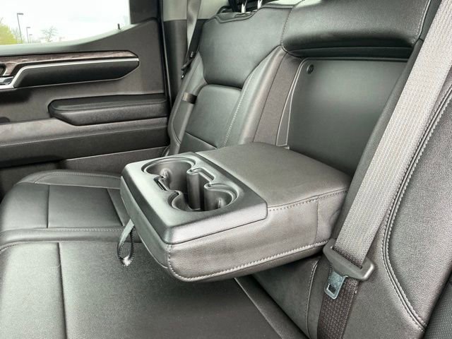 Used 2022 Chevrolet Silverado 1500 LTZ image 36