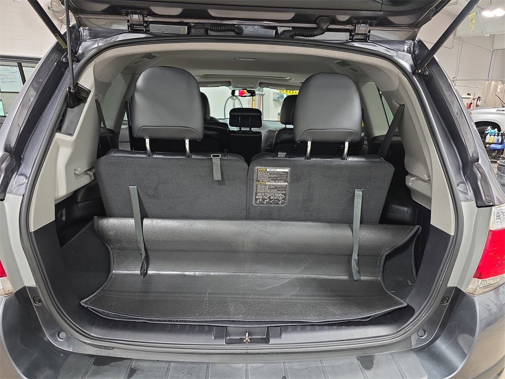 Used 2012 Toyota Highlander SE image 13
