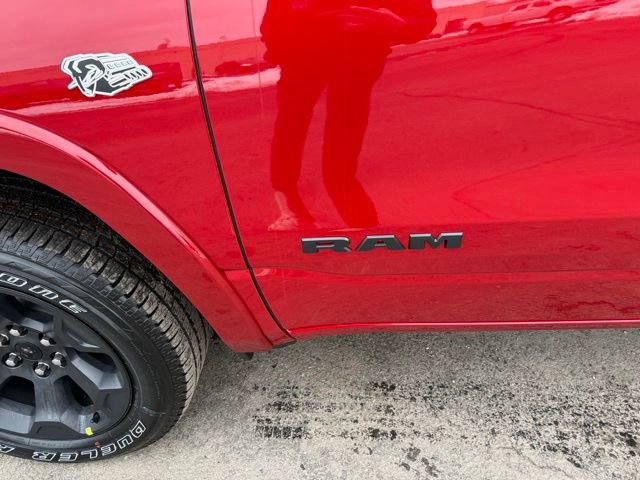 New 2026 RAM 1500 4x4 Crew Cab image 4