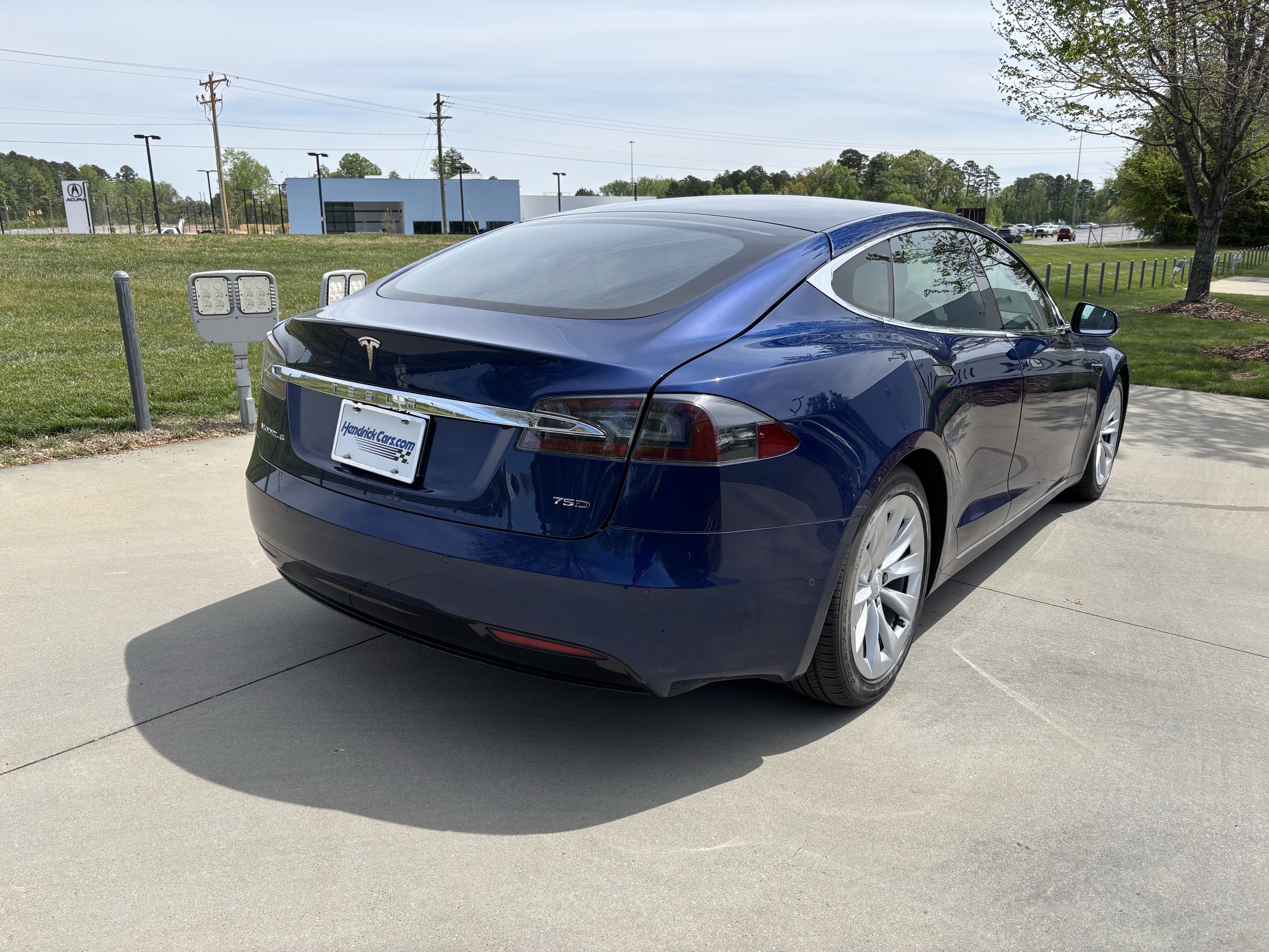 Used 2017 Tesla Model S 75D image 11