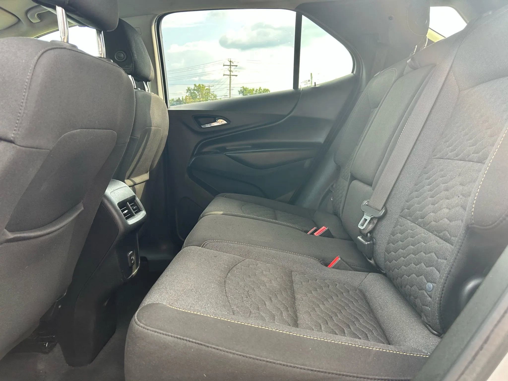 Used 2020 Chevrolet Equinox LT image 15