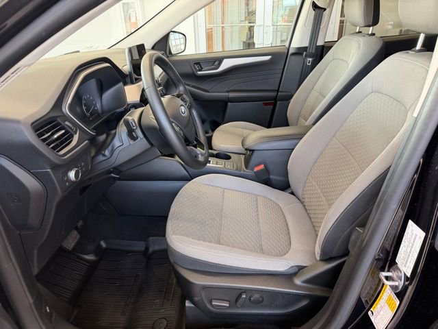 Used 2022 Ford Escape SE w/ Convenience Package image 19