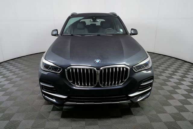 Used 2022 BMW X5 xDrive45e w/ Executive Package AWD/4WD image 37