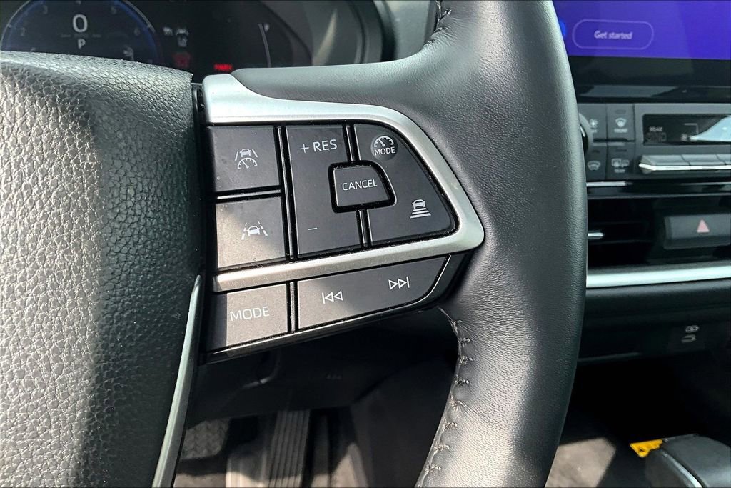 Used 2025 Toyota Grand Highlander FWD image 24