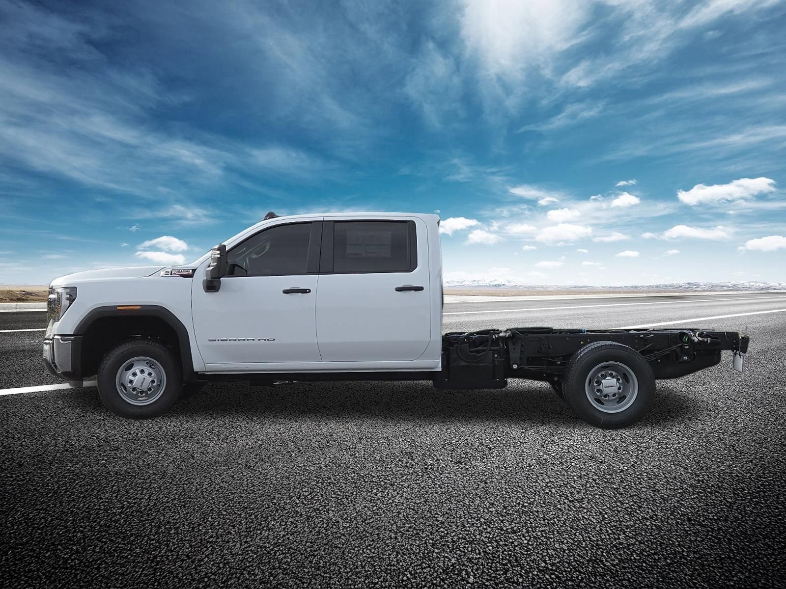 New 2026 GMC Sierra 3500 Pro w/ Convenience Package image 14