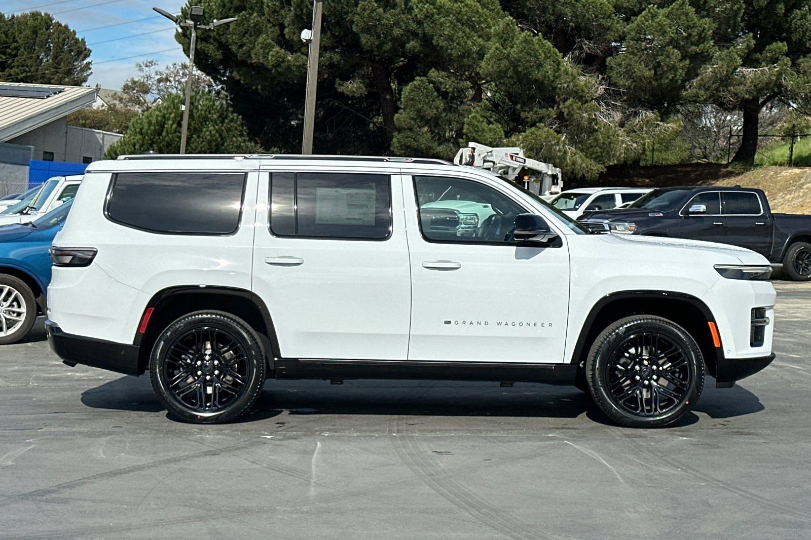 New 2026 Jeep Grand Wagoneer Limited image 3