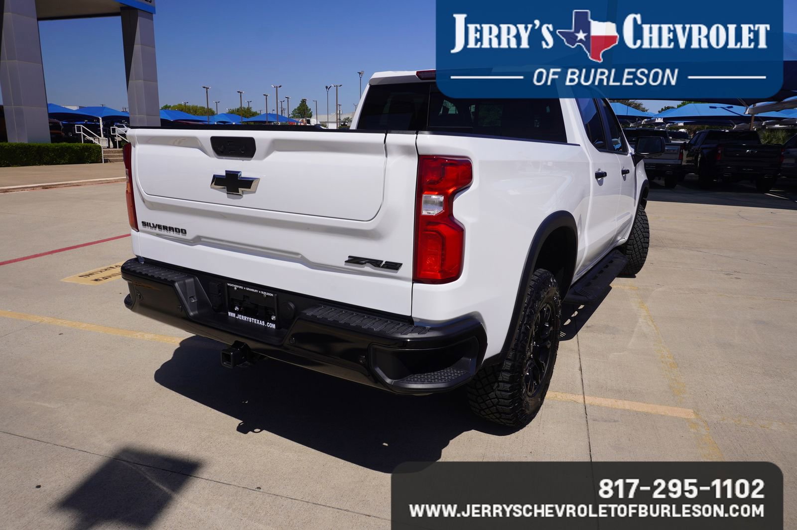 Used 2025 Chevrolet Silverado 1500 ZR2 w/ Technology Package image 5