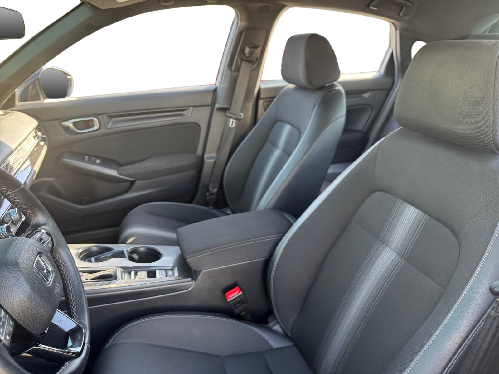 Used 2025 Honda Civic Sport image 9