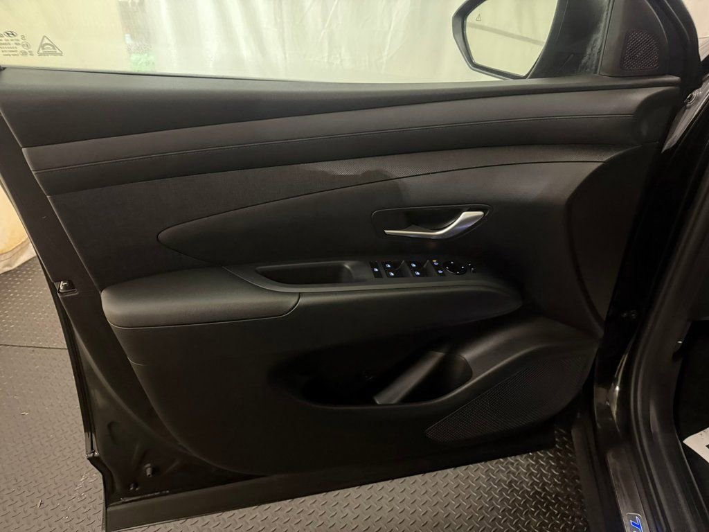 Used 2025 Hyundai Tucson XRT image 22