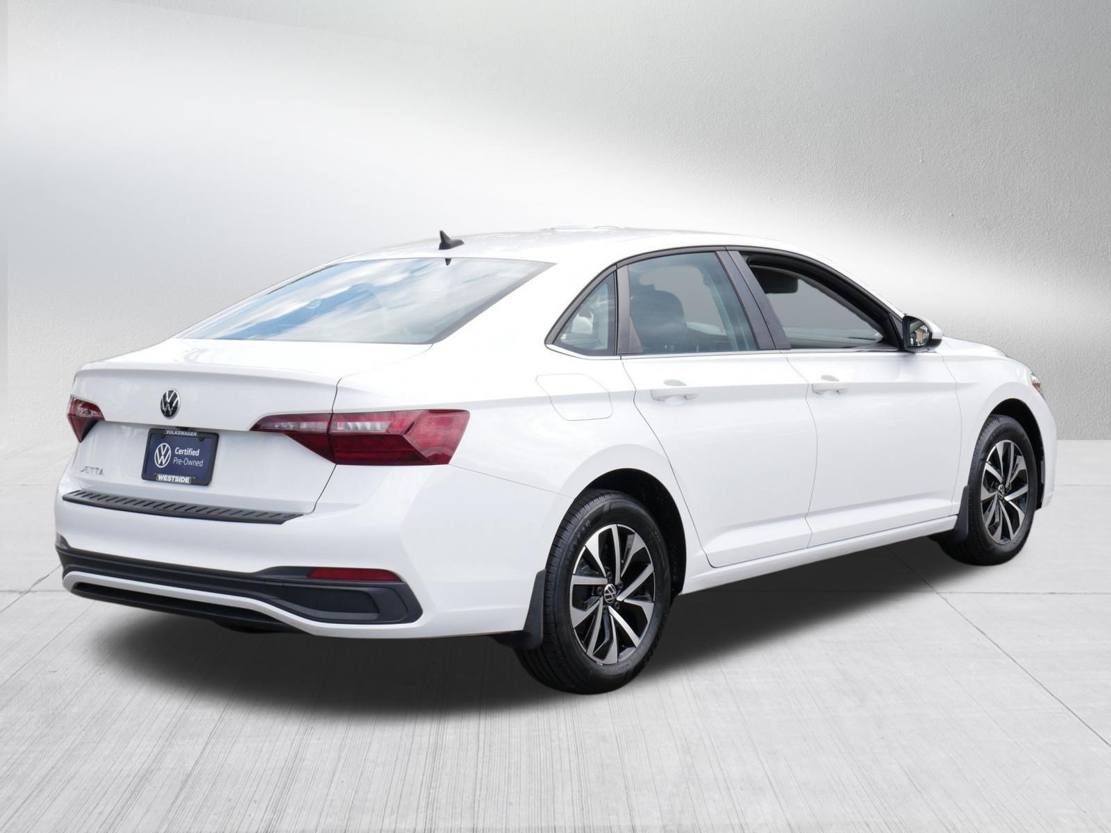 Certified 2023 Volkswagen Jetta S FWD image 7