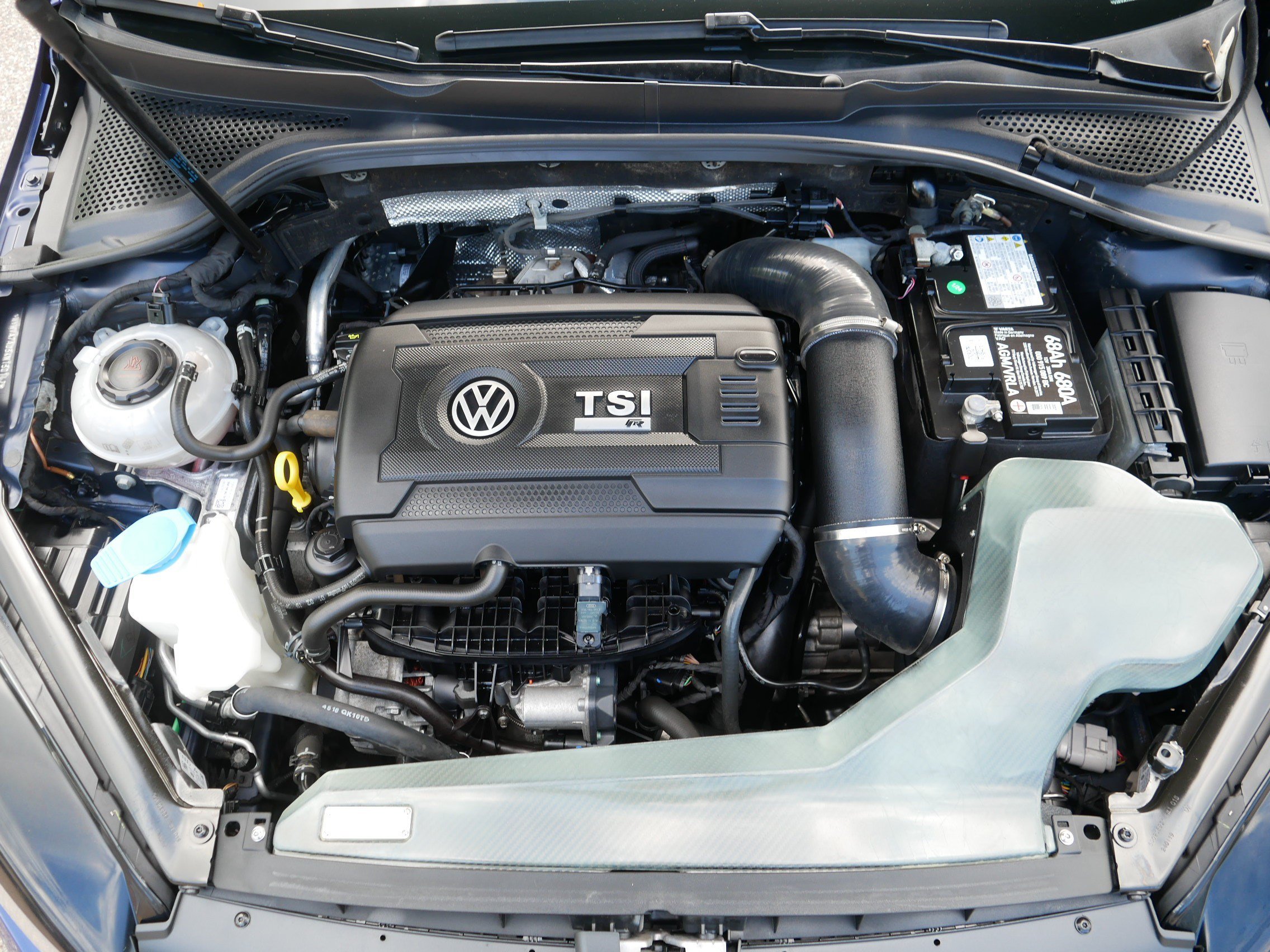Used 2019 Volkswagen Golf R 4-Door AWD/4WD image 38