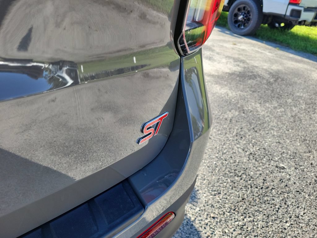 New 2026 Ford Explorer ST RWD image 6