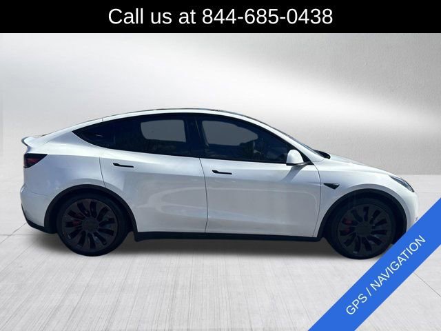 Used 2023 Tesla Model Y Long Range image 4