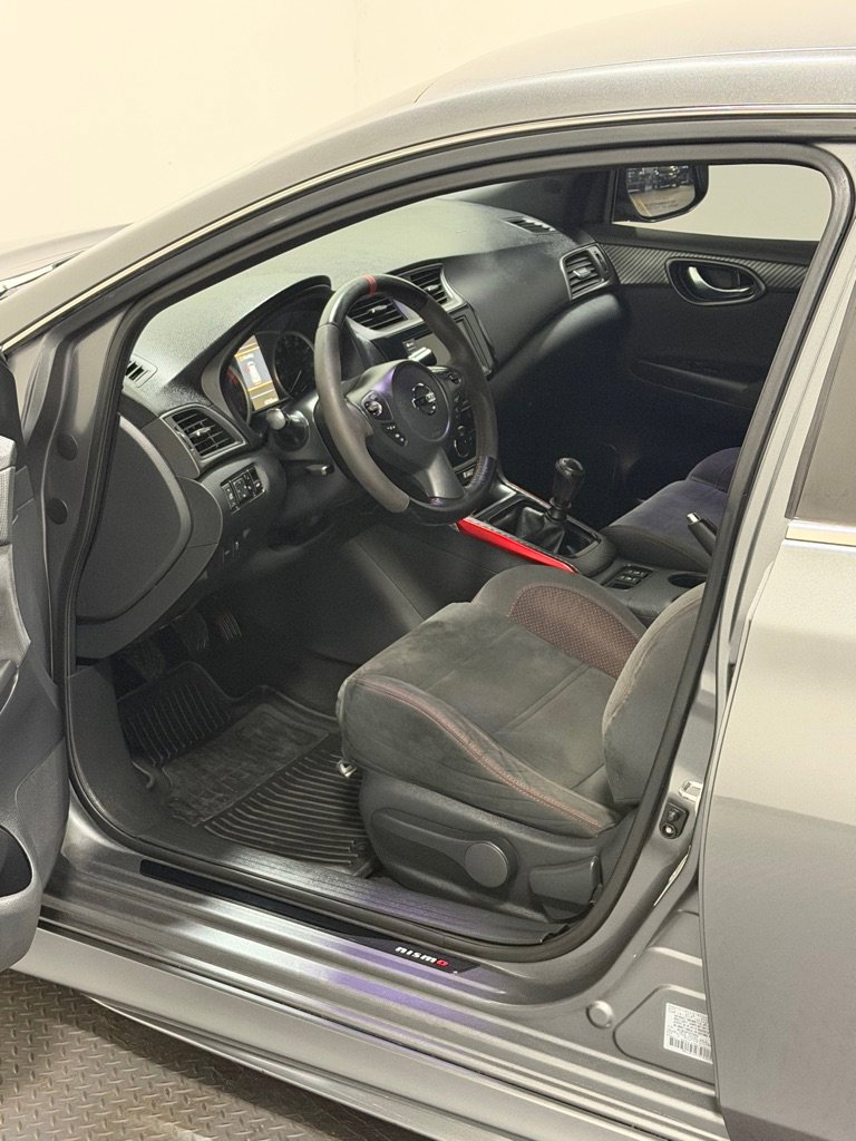 Used 2019 Nissan Sentra NISMO image 8