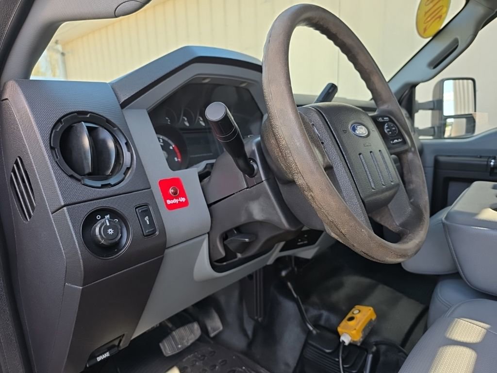 Used 2016 Ford F450 XL w/ Power Equipment Group image 14