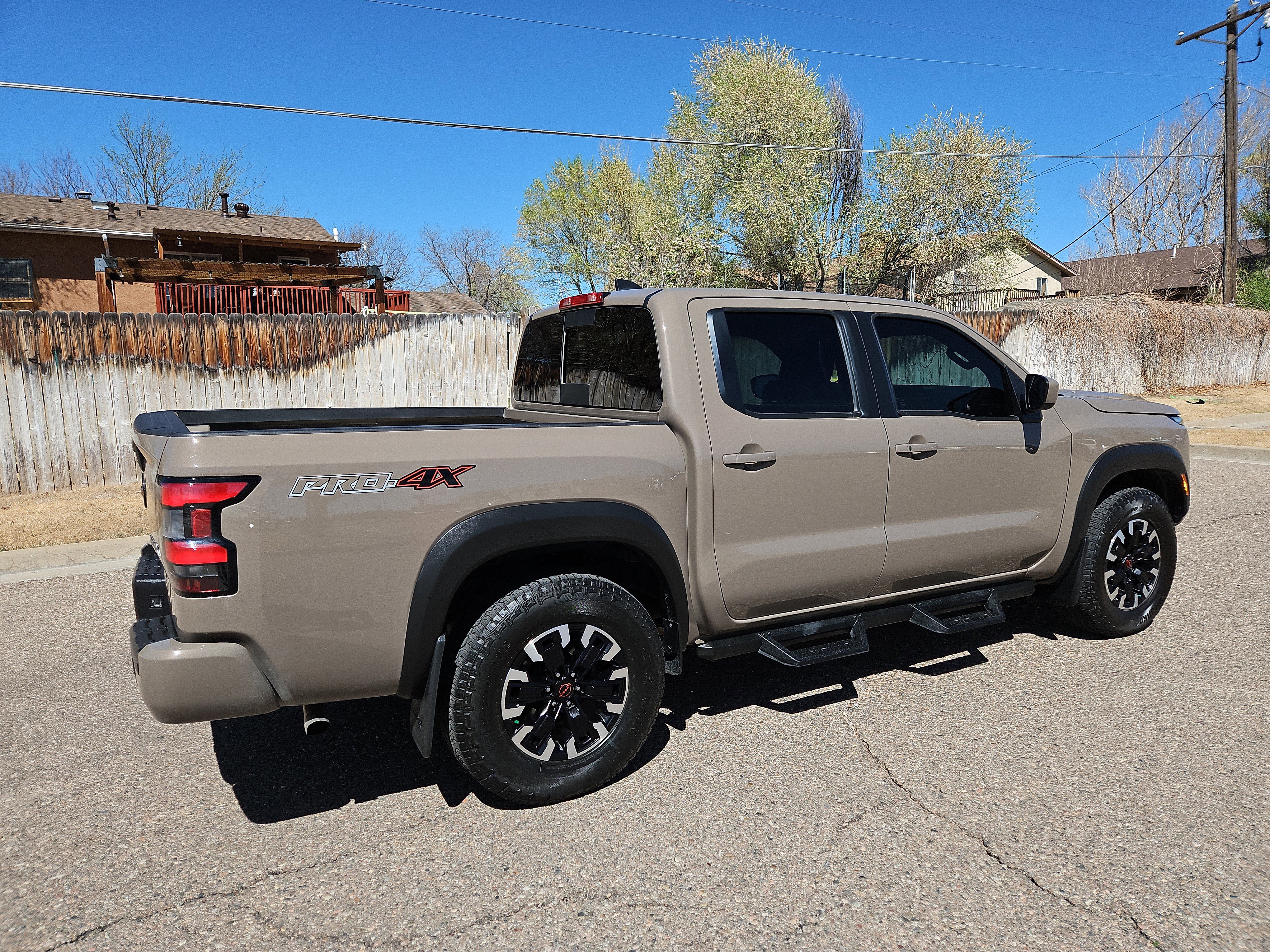 Used 2023 Nissan Frontier PRO-4X w/ Tow Package AWD/4WD image 3