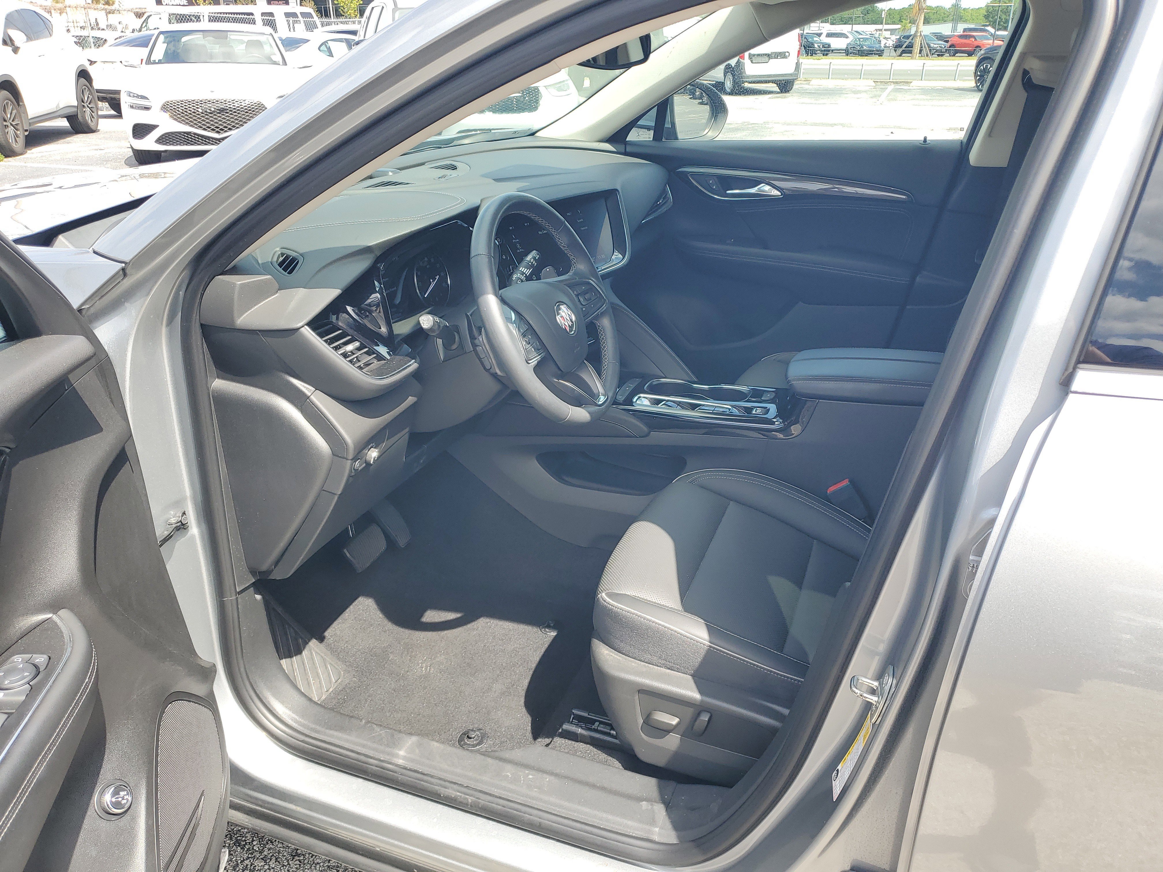 Used 2023 Buick Envision Essence FWD image 13