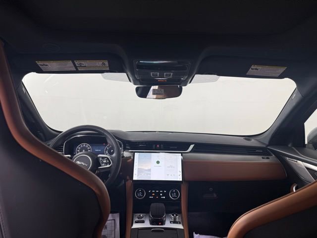 New 2026 Jaguar F-PACE R-Dynamic S image 23