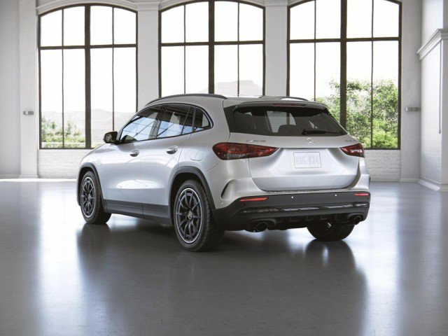 Certified 2022 Mercedes-Benz GLA 35 AMG 4MATIC image 44