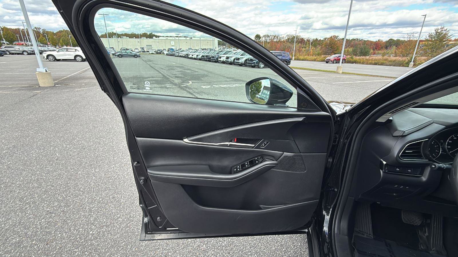 Used 2024 MAZDA CX-30 AWD 2.5 S w/ Preferred Package image 23